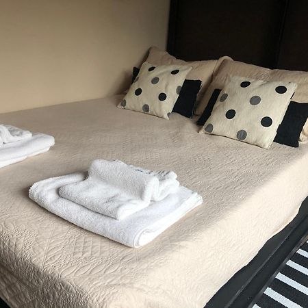 Limay Bed&Breakfast Neuquén Pokoj fotografie